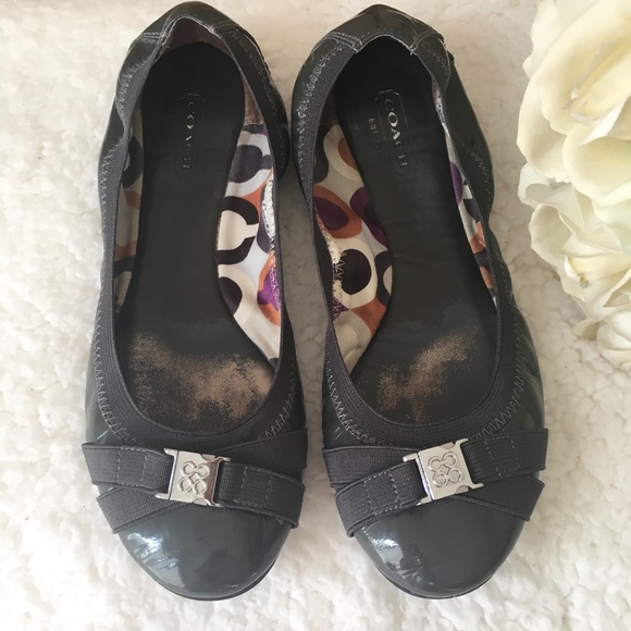 Coach Shoes - 🍓Coach Patent Leather Ballet Flats Gray Size 6.5